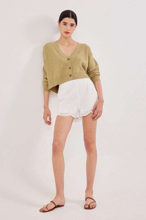 Broderie Scallop Hem Shorts